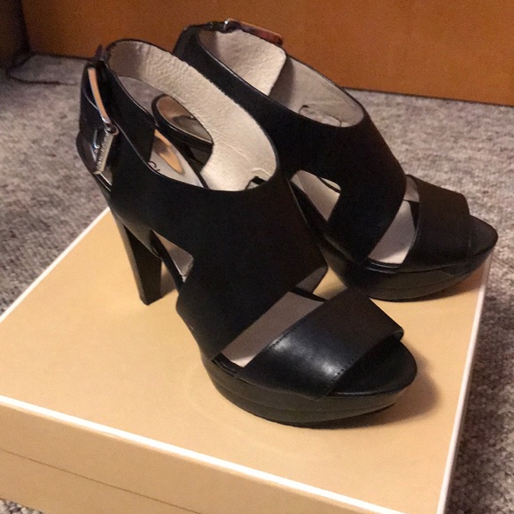 Michael Kors Shoes - Michael Kors - Carla Platform 7 1/2 Black